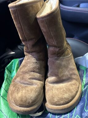UGG Australia mayfaire Suede mid calf sheepskin Boots